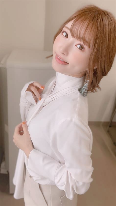 Amatsuka Moe (@Amatsuka.
